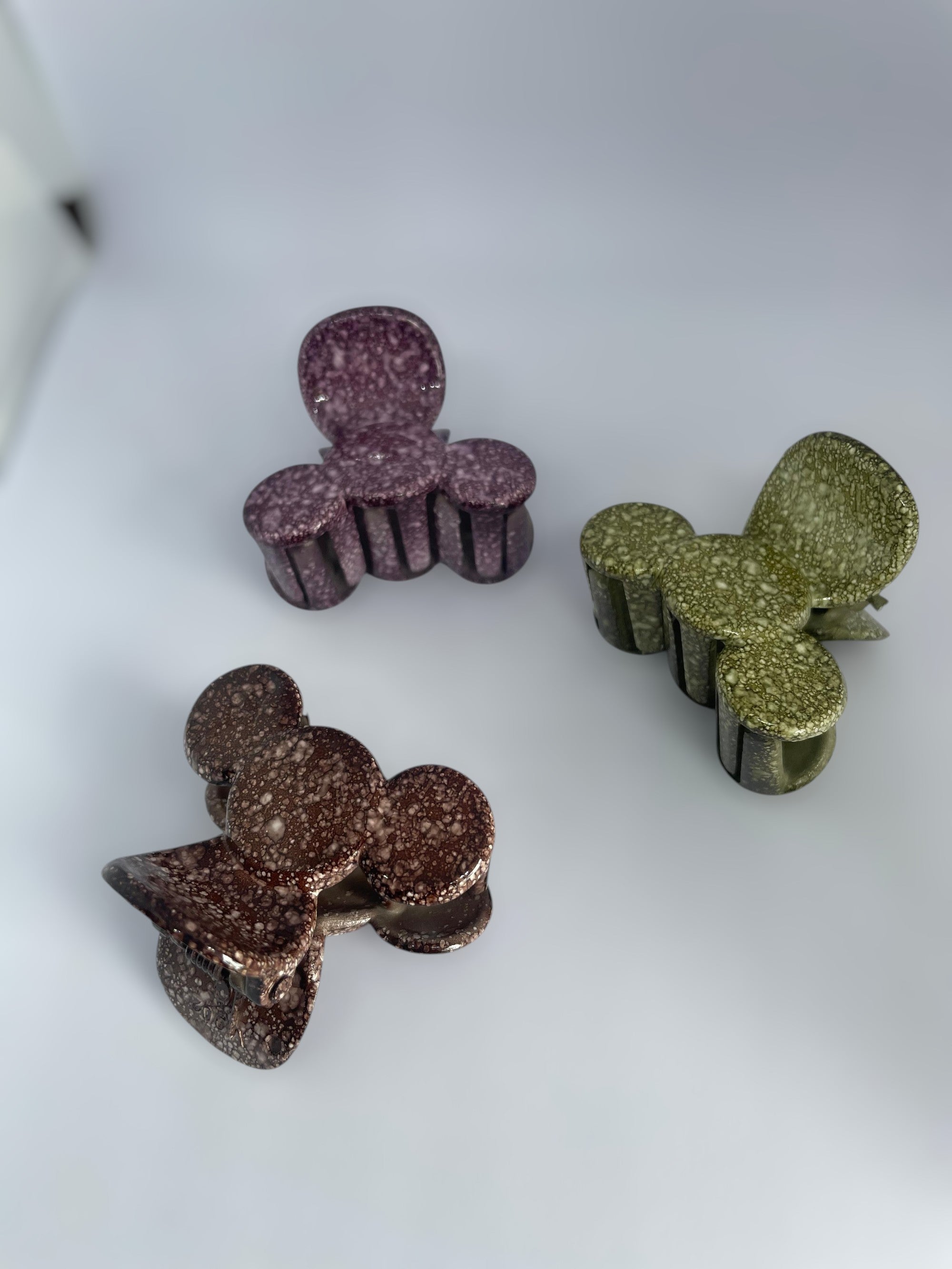 Dot Print Round Hair Clutcher