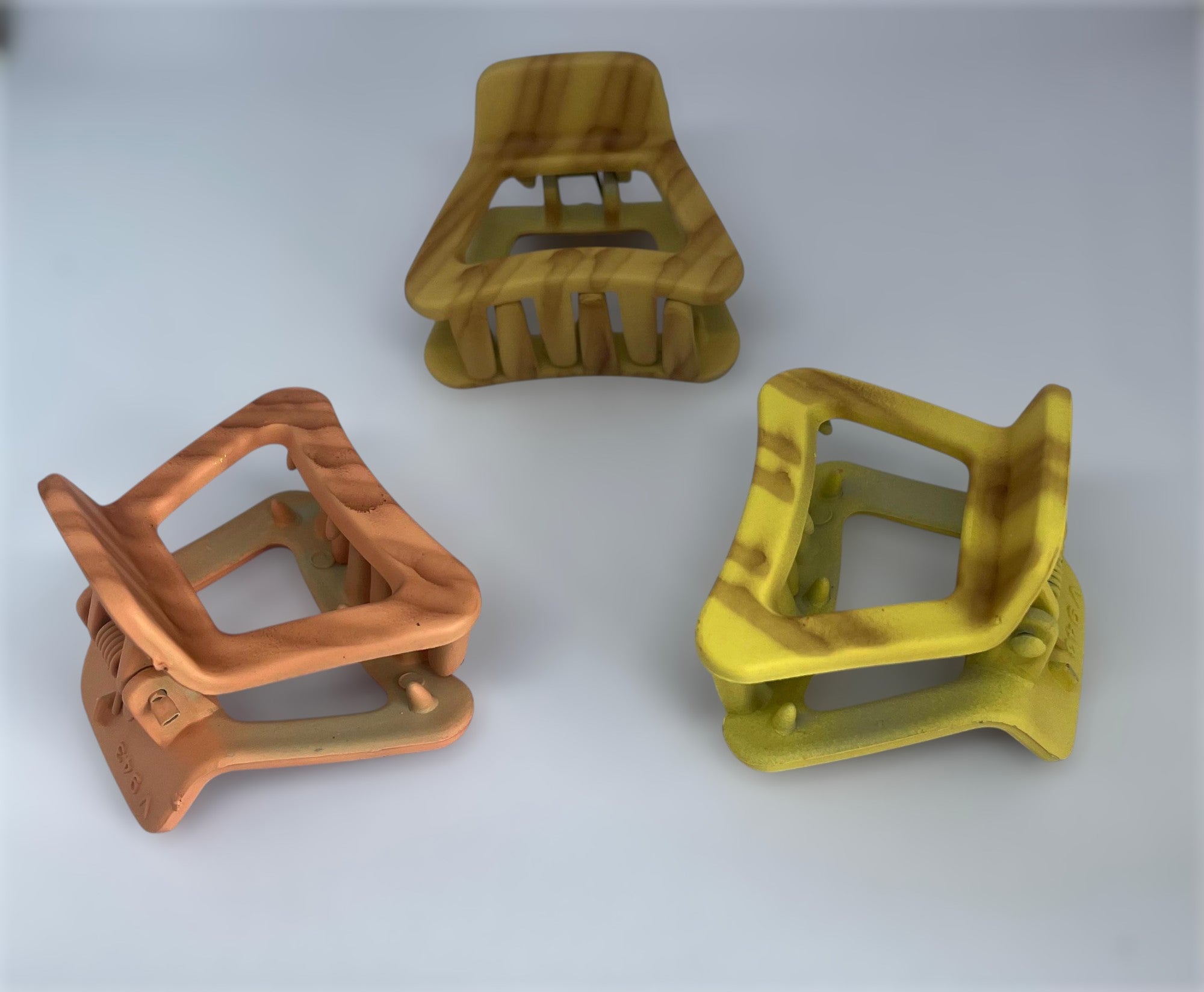 Square Wooden Texture Hair Clutcher Set