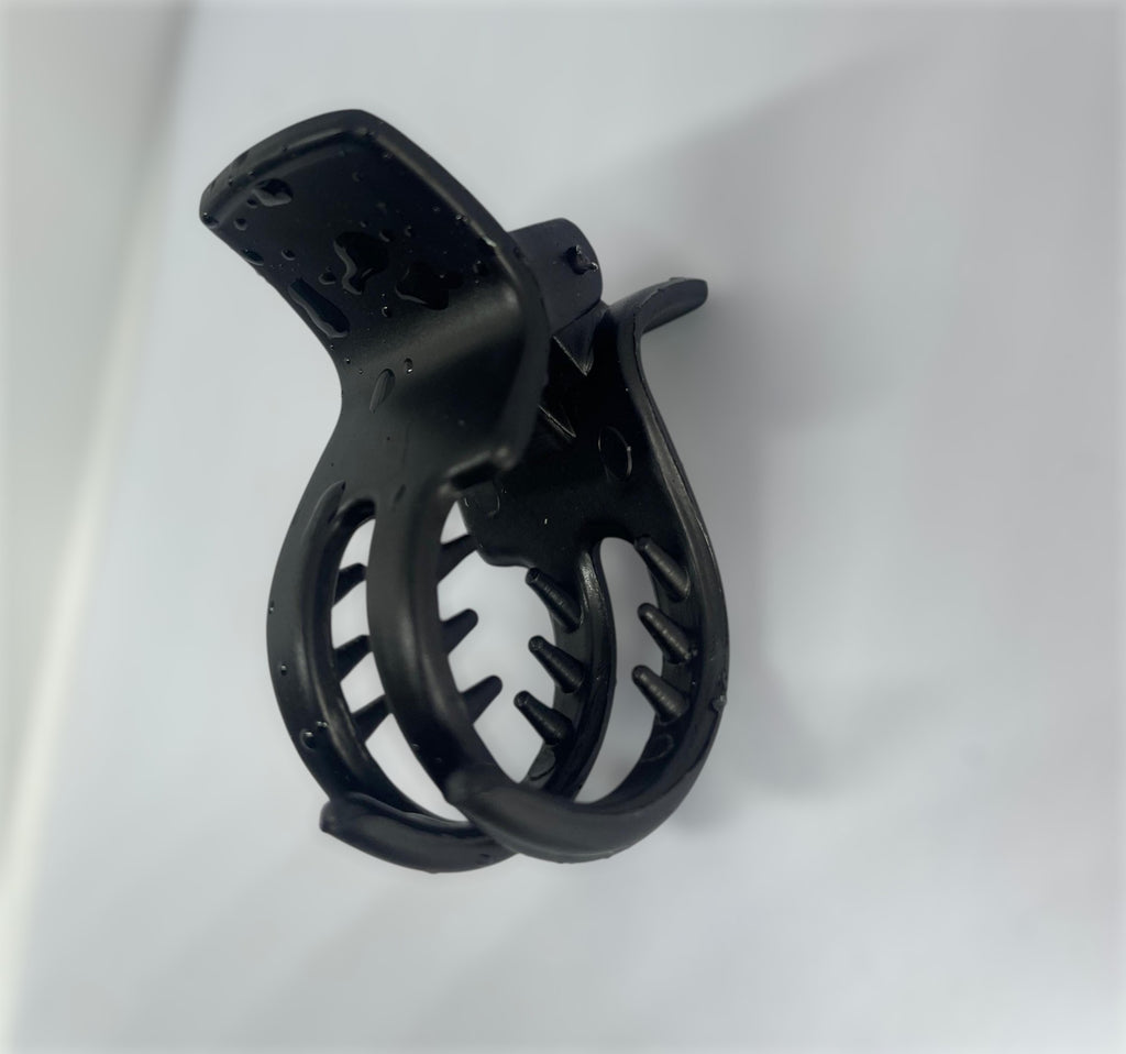 Matte Black Shark Hair Clutcher – Strong Grip